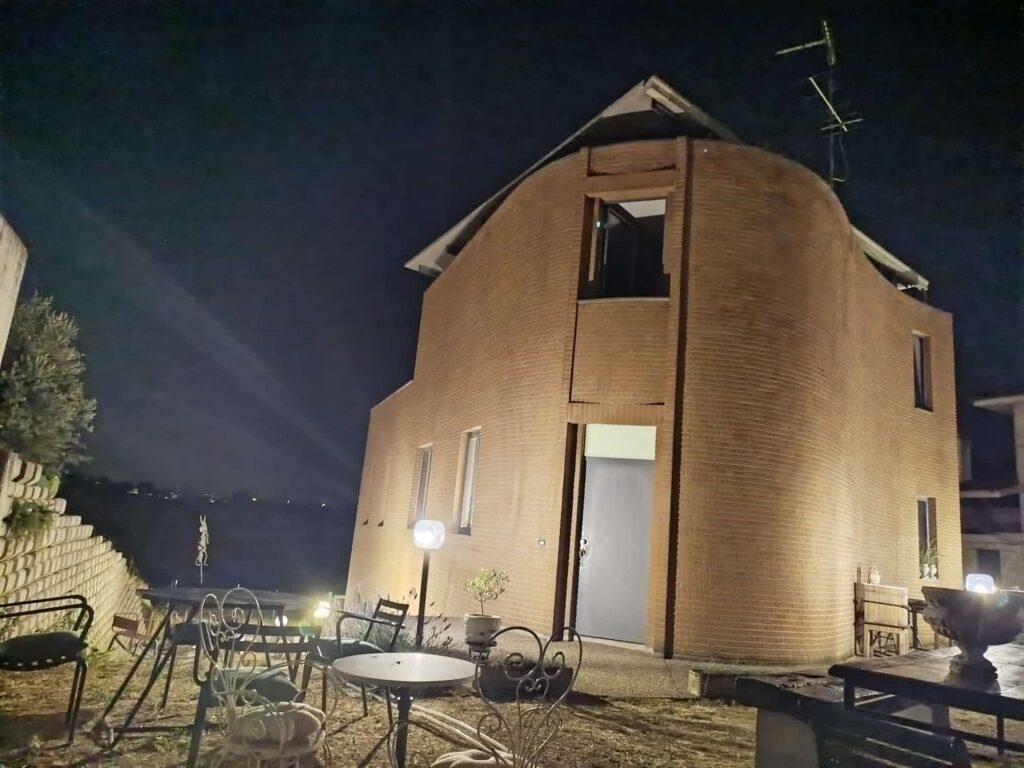 Serata al pianoforte - accordi d'arte, design e restauro (27 giugno 2026)